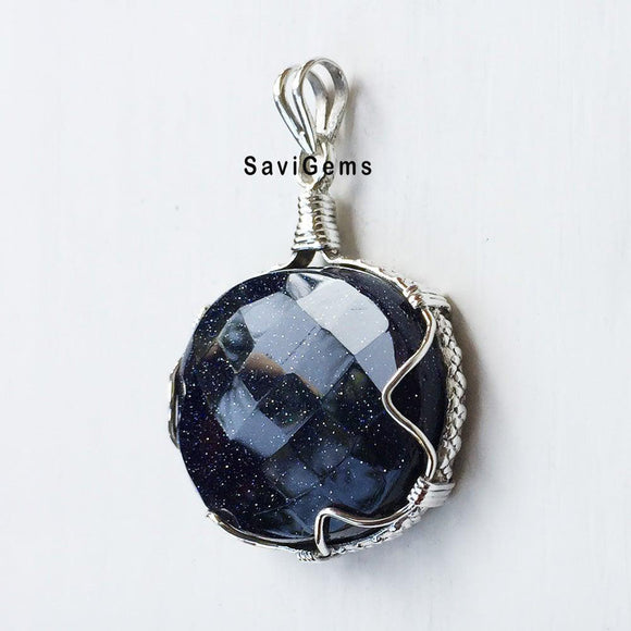 Blue Sunstone Oval Facetted Sterling Silver Pendant